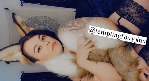 temptingfoxyjinx onlyfans leaked picture 2