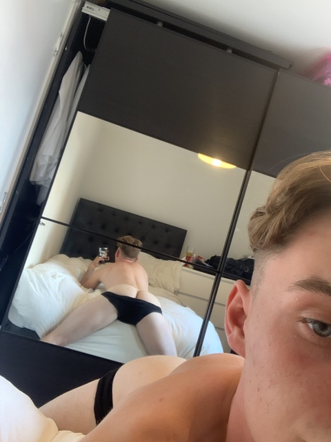 tommymercerxr onlyfans leaked picture 2