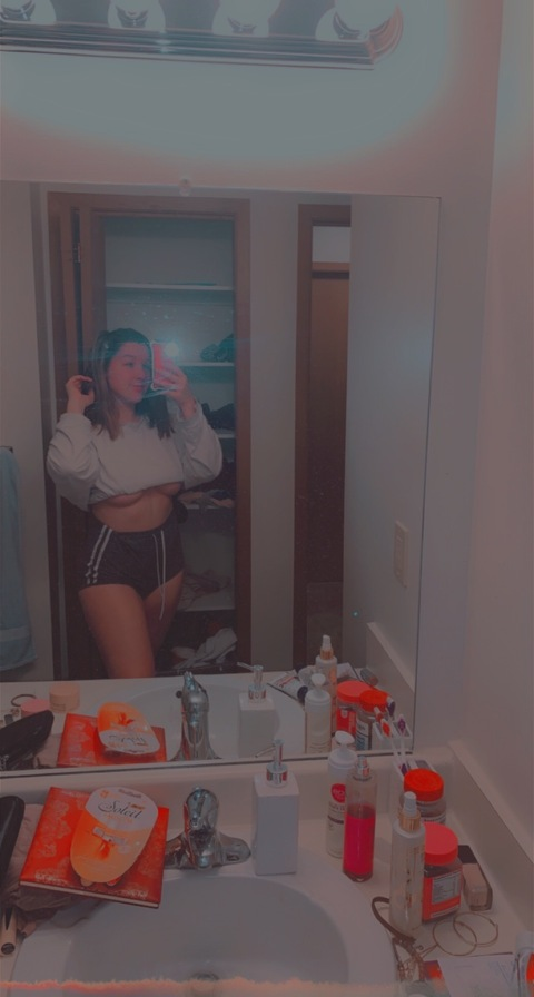 ur.go2gal.aubree onlyfans leaked picture 2