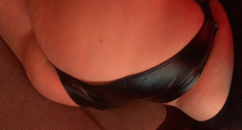 urbutttercuupp onlyfans leaked picture 2