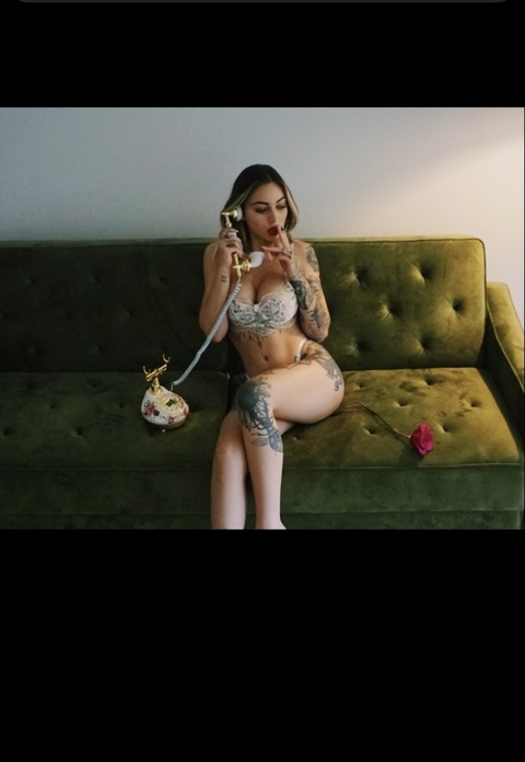 velvetmarie onlyfans leaked picture 2