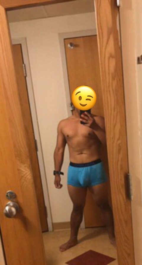 vibezzzx onlyfans leaked picture 2