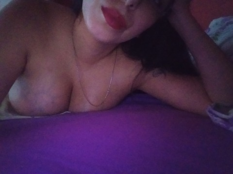 vickyybernal onlyfans leaked picture 2