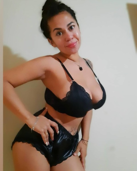 victoriamatos onlyfans leaked picture 2