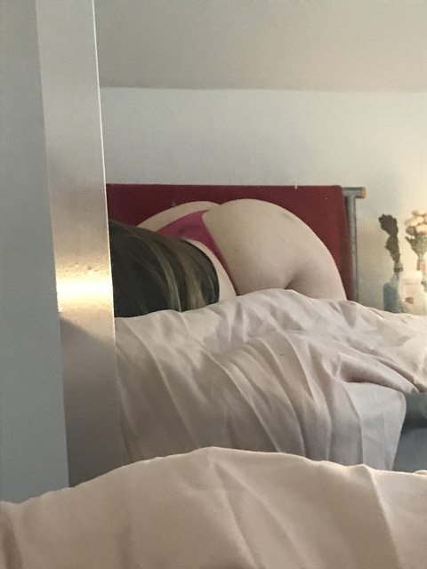 victoriapeaches onlyfans leaked picture 2