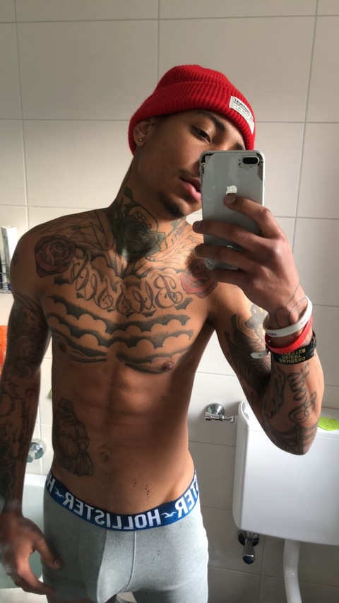 xclusivetwox onlyfans leaked picture 2