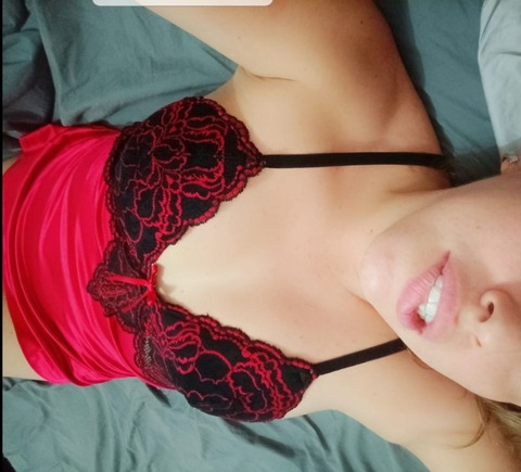 yeyita777 onlyfans leaked picture 2