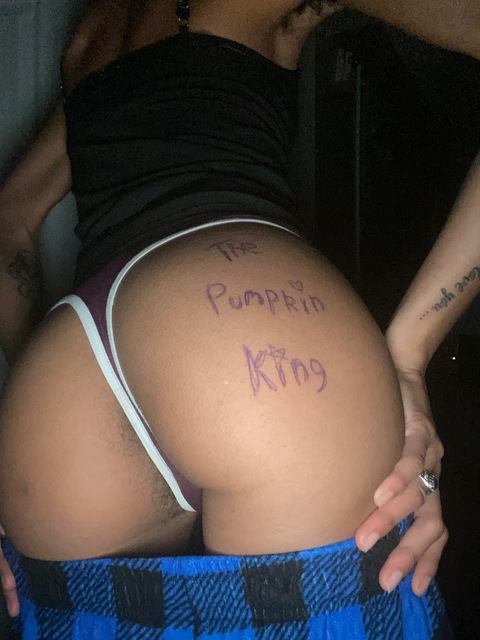 yourhighnessthequeen onlyfans leaked picture 2
